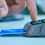 Kod PIN wybierania palca na terminalu płatniczym