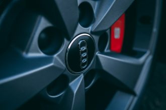 black and silver volkswagen wheel